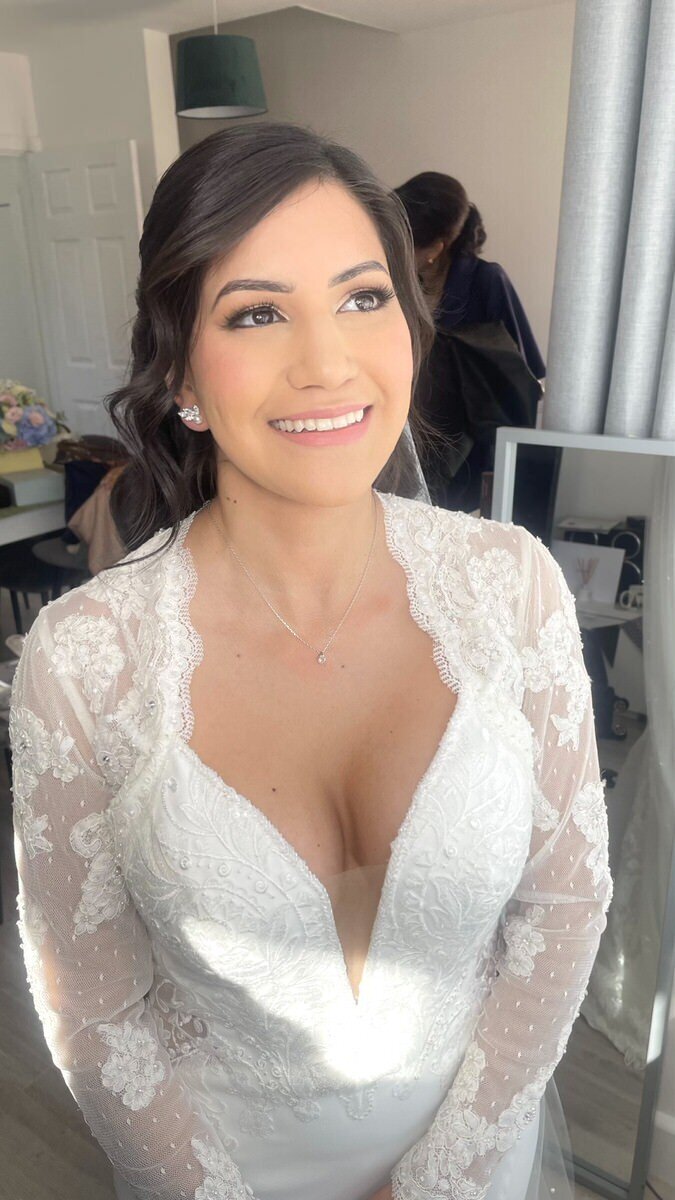 elegant-bridal-makeup-artist-berkshire (35)