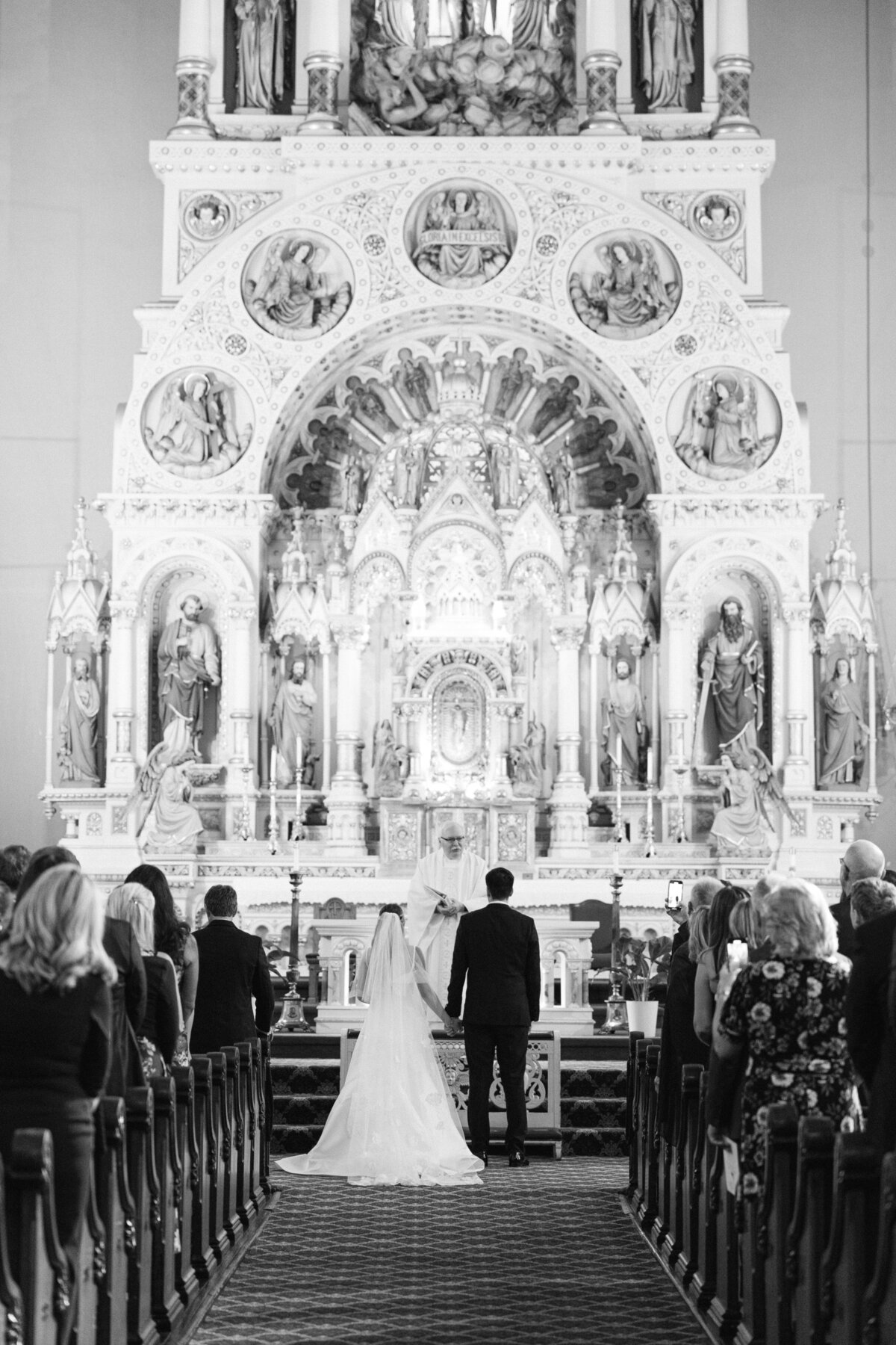 Ivy Room Chicago Wedding Maggie + David-121