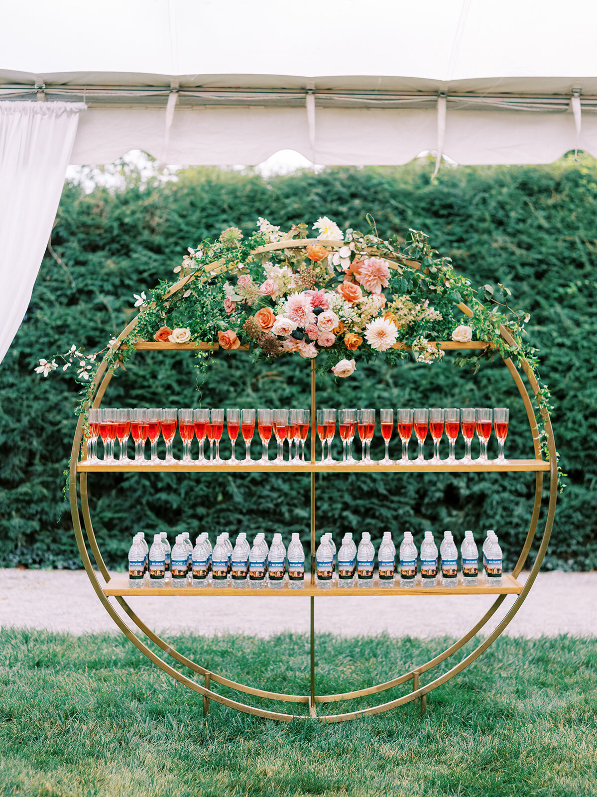 christymichaelglimpse0833