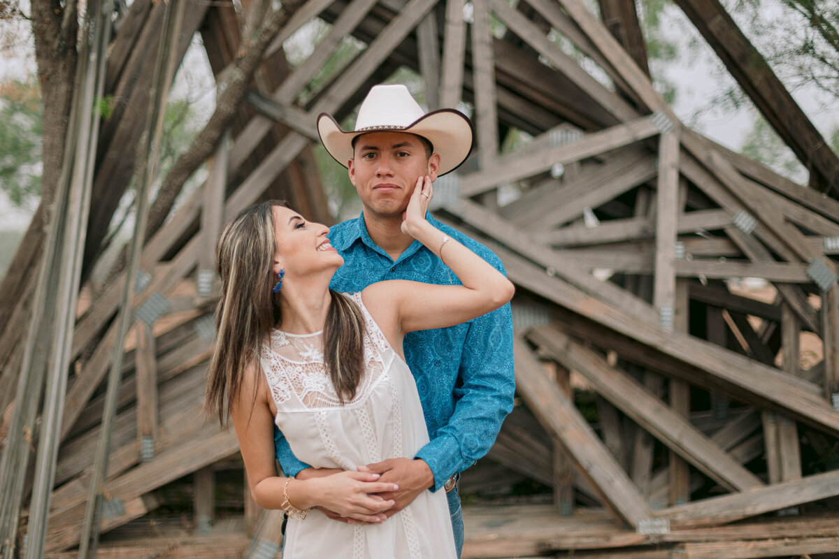 Texas-San-Antonio-Austin-Houston-Wedding-Photographer-Engagement-JL-Farm_0093