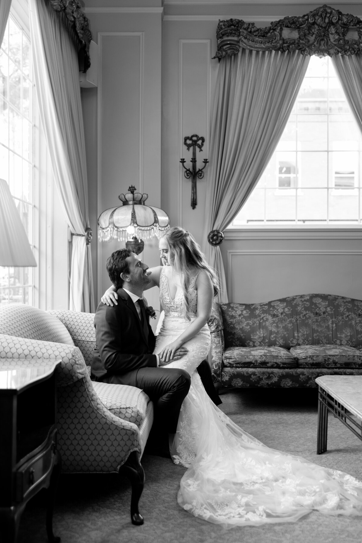 Stillwater-mn-wedding-JanieMakiPhoto-4