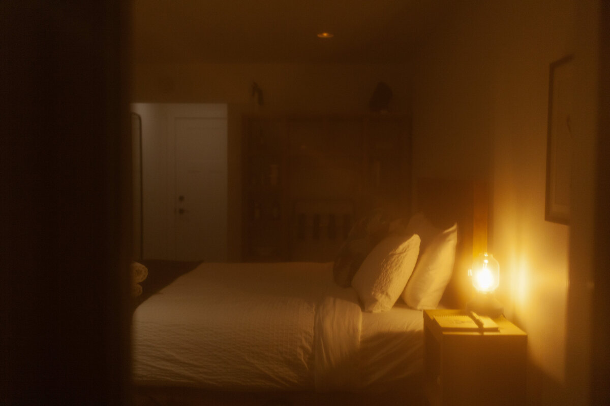Sleepy Bear Guest House Airbnb Photography Session Ucluelet British Columbia 45995
