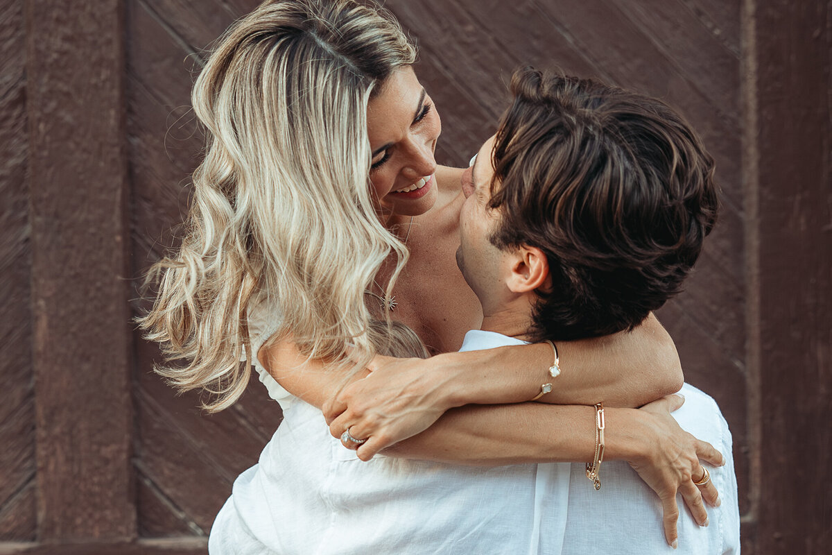 columbus ohio engagement photographer columbus ohio wedding photographer german village engagement-16
