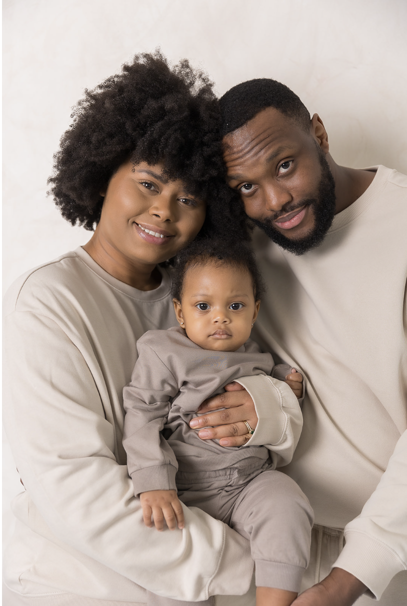 Shani Monica Photo - Family Studio Sessions