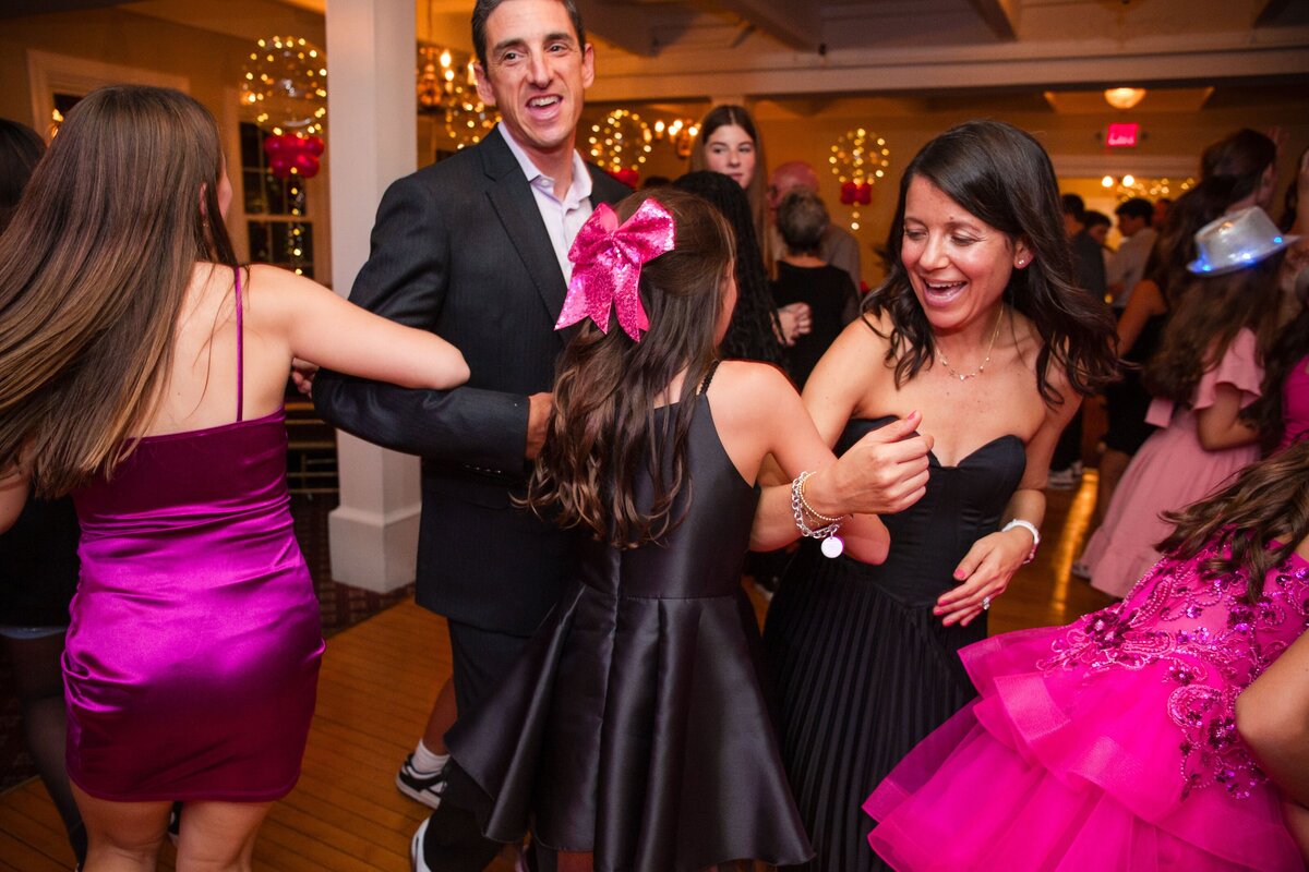 Ella Shir Tikva Wayland MA Bat Mitzvah55-min