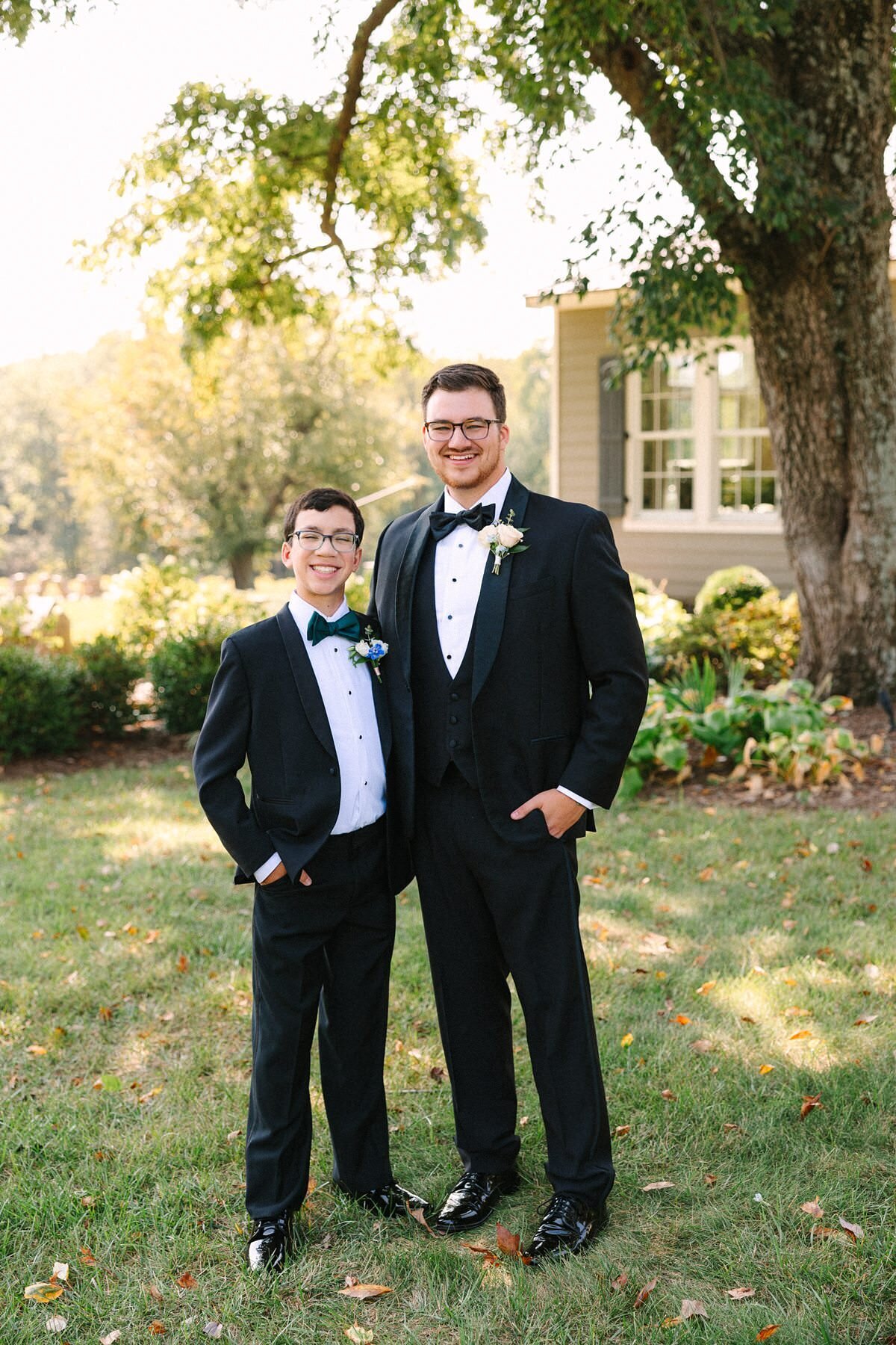 Bride and Groom Wedding Portaits Kelynn and Mathew Evansville Owensboro099