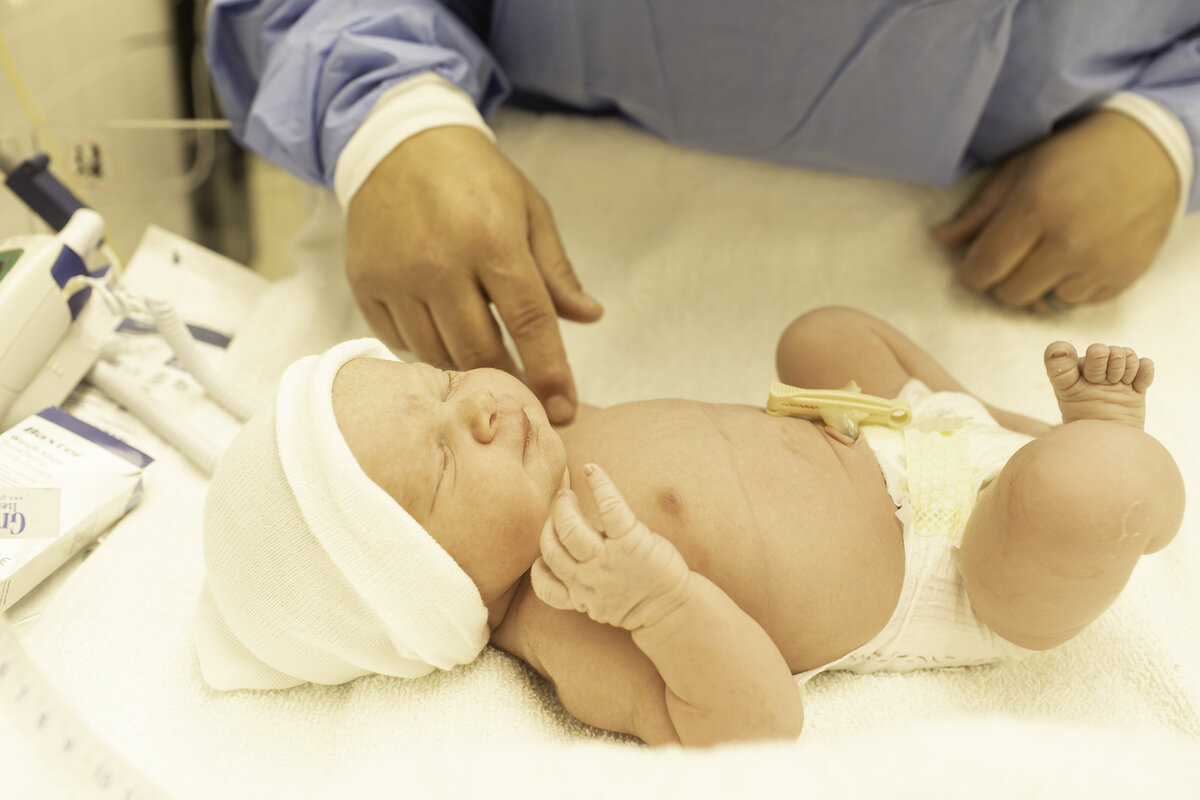 Fort-worth-birth-photographer-chunky-monkey-71