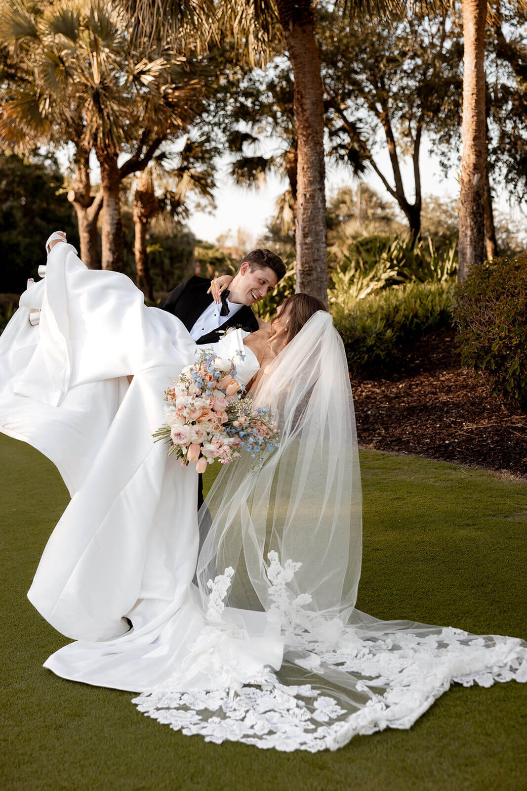 Evoke Gallery_L+K_Wedding at The Club at Grandezza 25