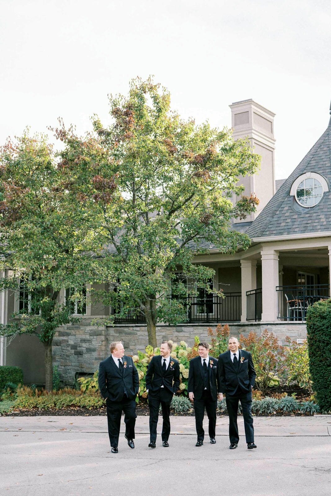 W5-Wedding-in-Oakville-Golf-Club-Shane-and-Katy-2023-10-14-2500px-1070