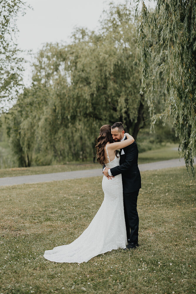 Plaza Rive-Sud Wedding - Emma Persi Photography-15