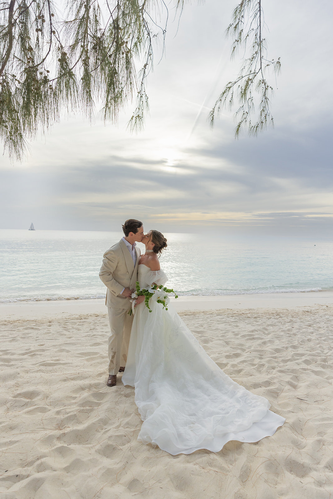 Wesley+Kate_Wedding_AmandaCastlePhotography-930