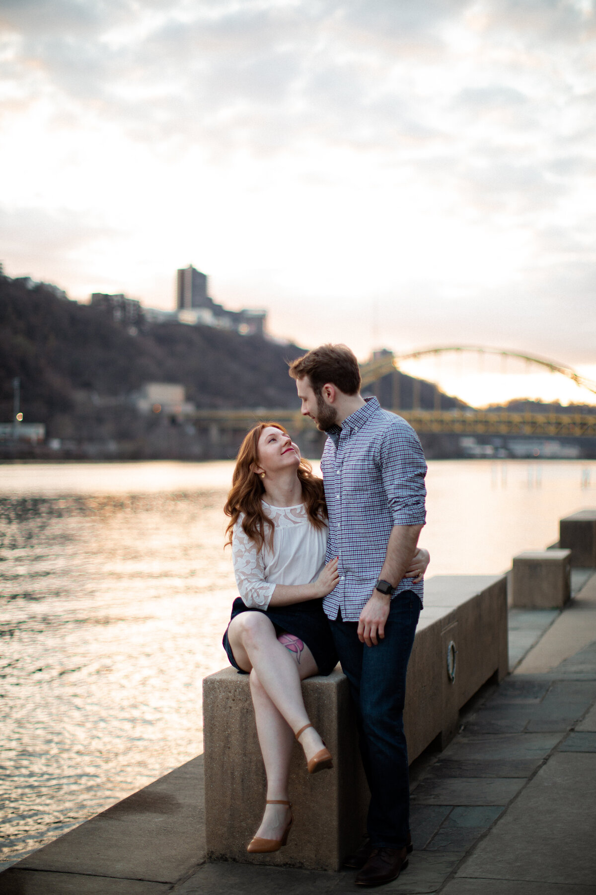 pittsburgh-engagement-riverfront