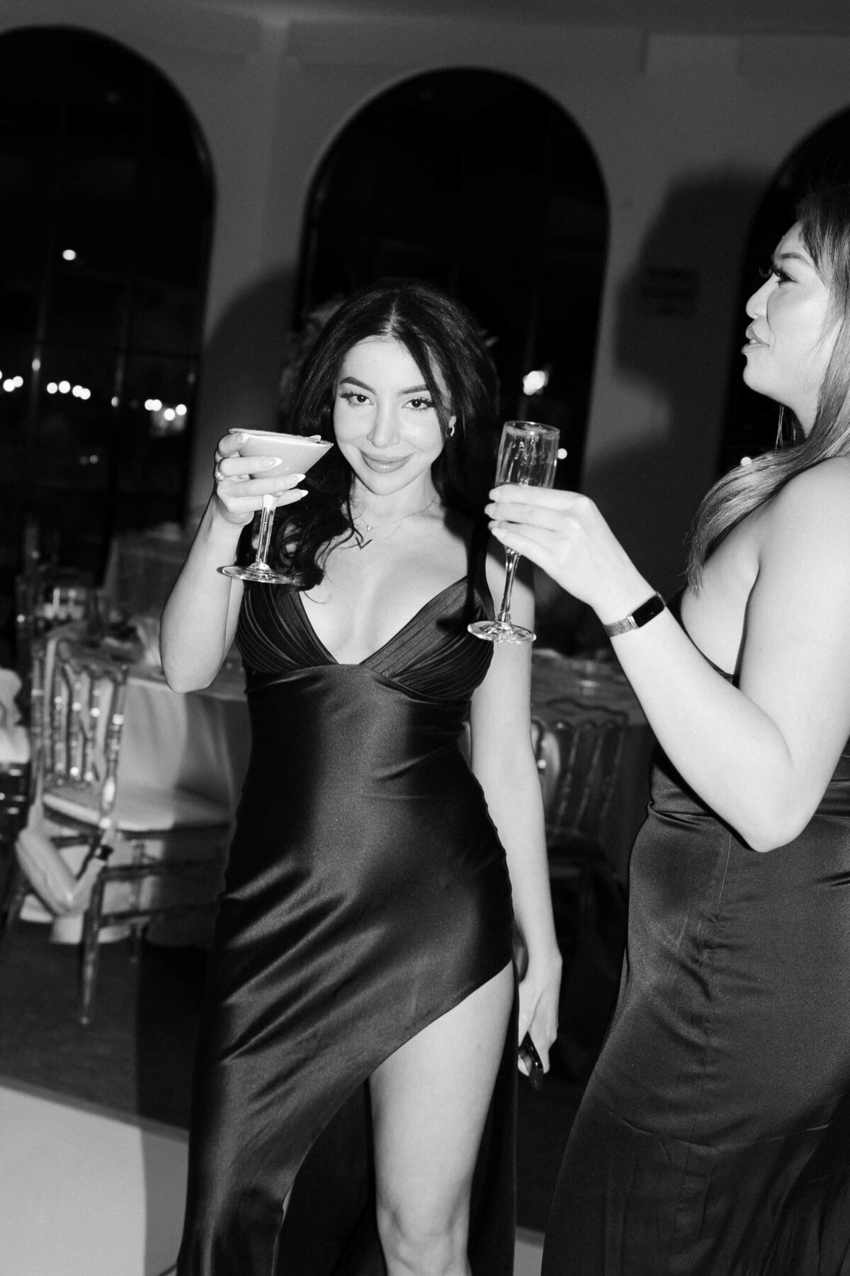 143_riskyexposure_marley-simon_las-vegas-elopement-photography