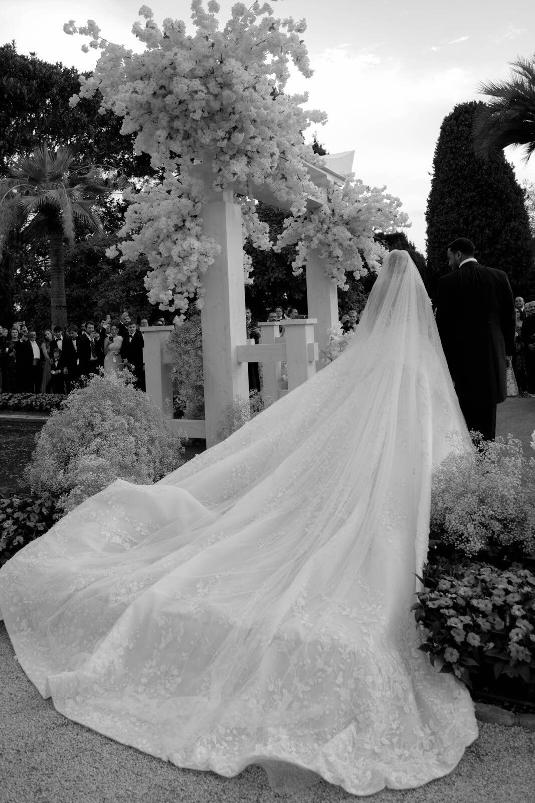 Flora_And_Grace_Villa_Ephrussi_De_Rothschild_Editorial_Wedding_Photographer-1055