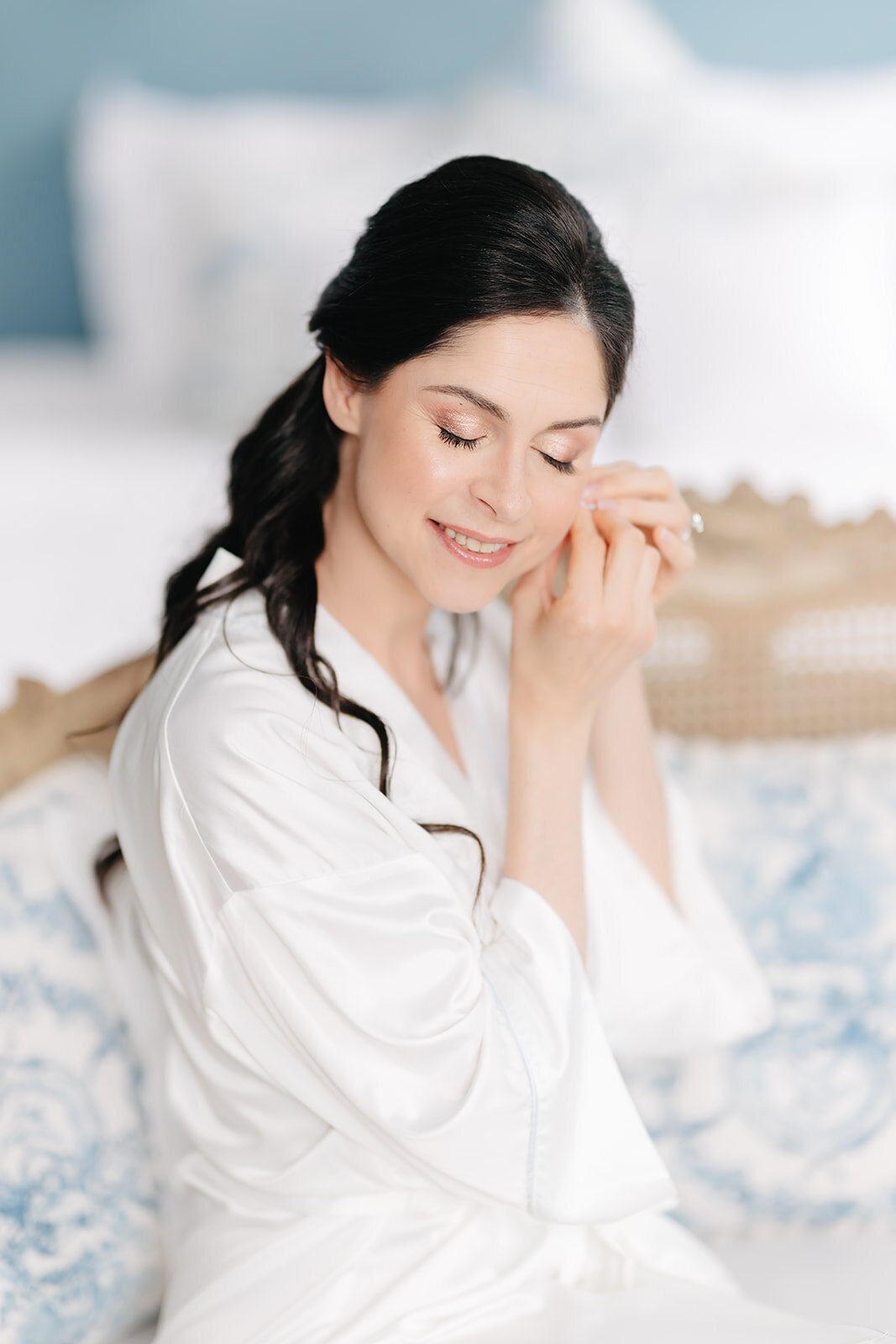 MorganeBallPhotography-Wedding-IlonaAndrew-Part01-03-GettingReadyIlona-74-1789