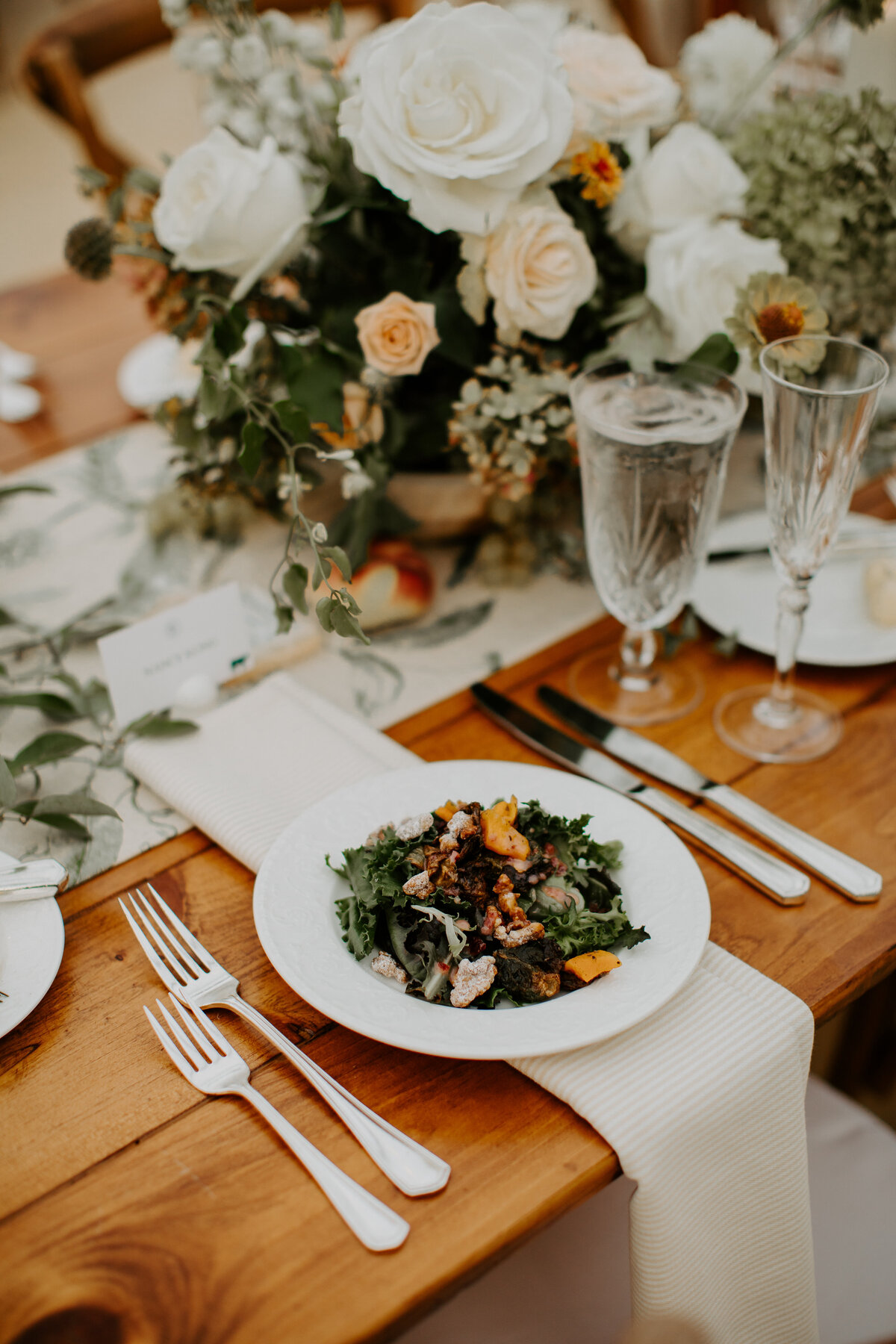 Liam-Victoria-Little Flower Farm-Hopkinton-MA-920