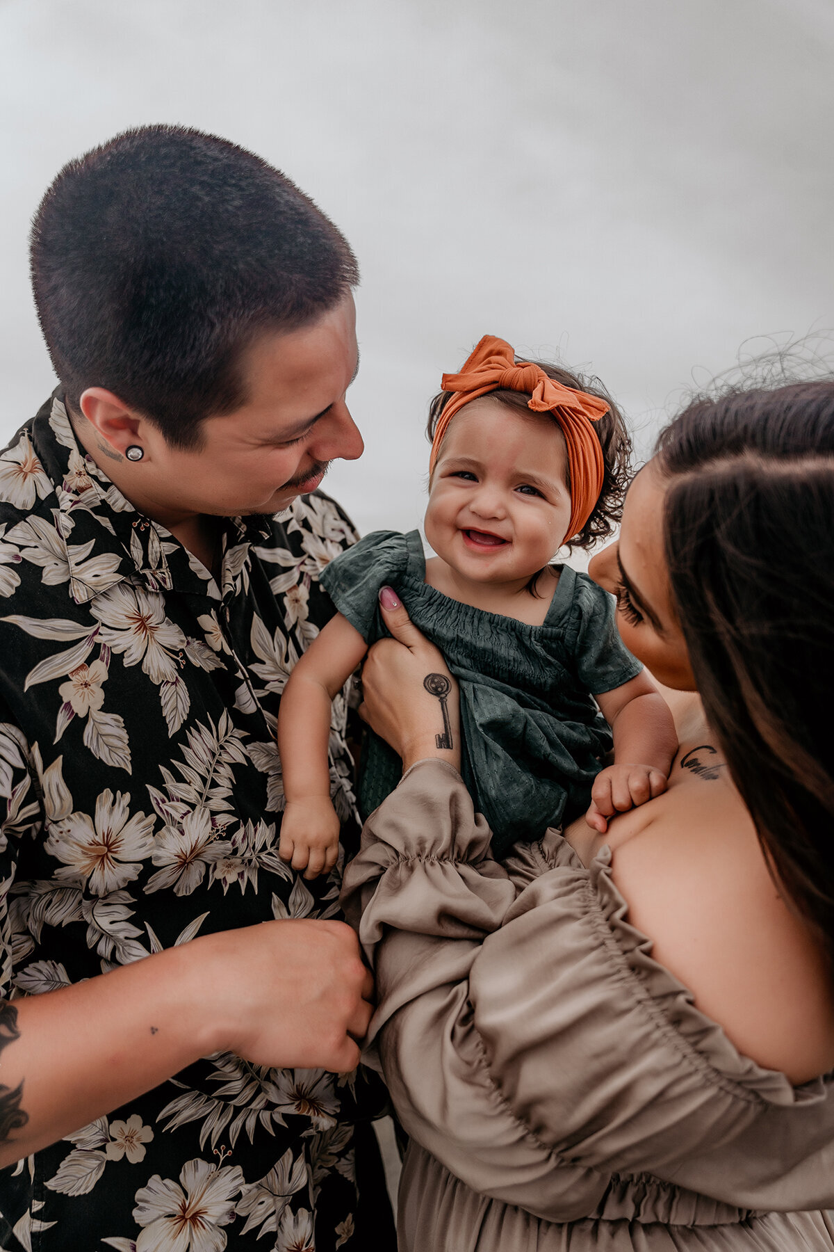 sealbeach-family-photo_m11