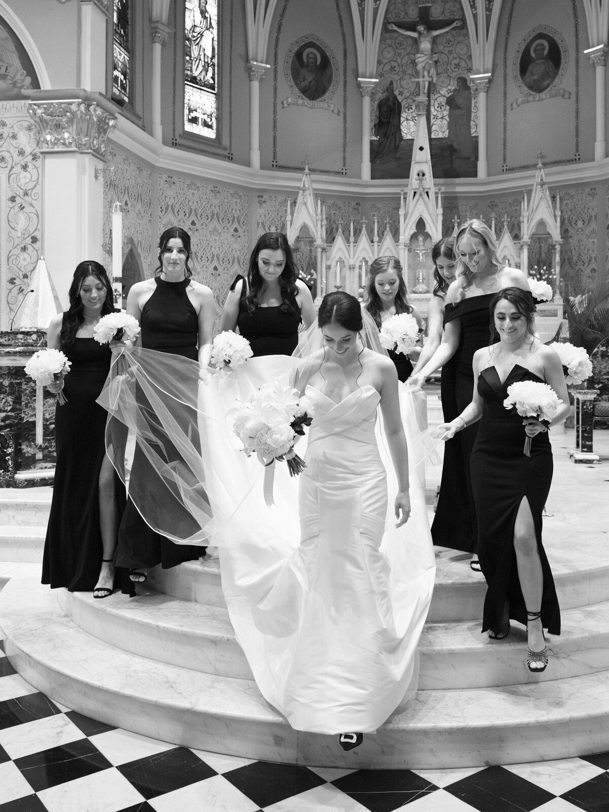 taubman-museum-of-art-wedding-photographer-oliver-and-co-roanoke-wedding_0138