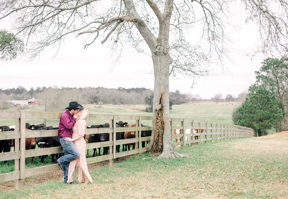 The White Magnolia Engagement Session-20