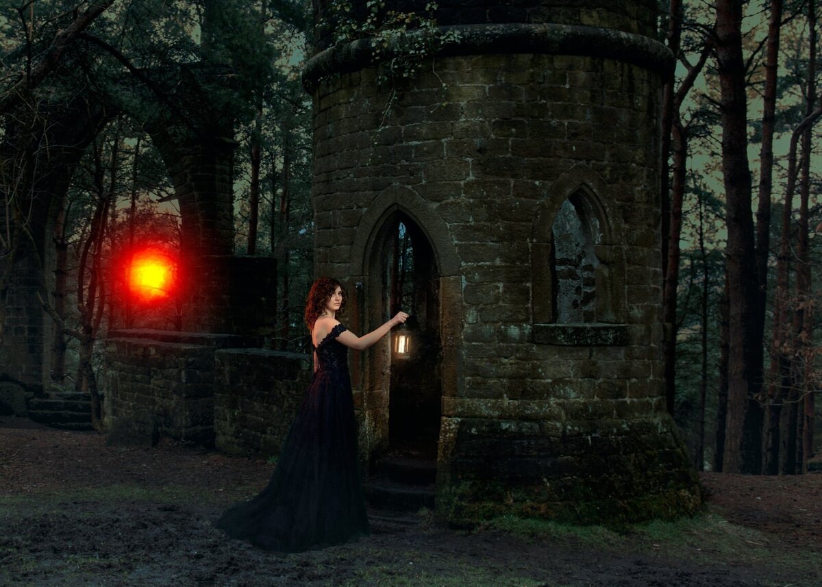 Mysterious Senior Portrait by High School Photographer Near Enchanted Ruins-01