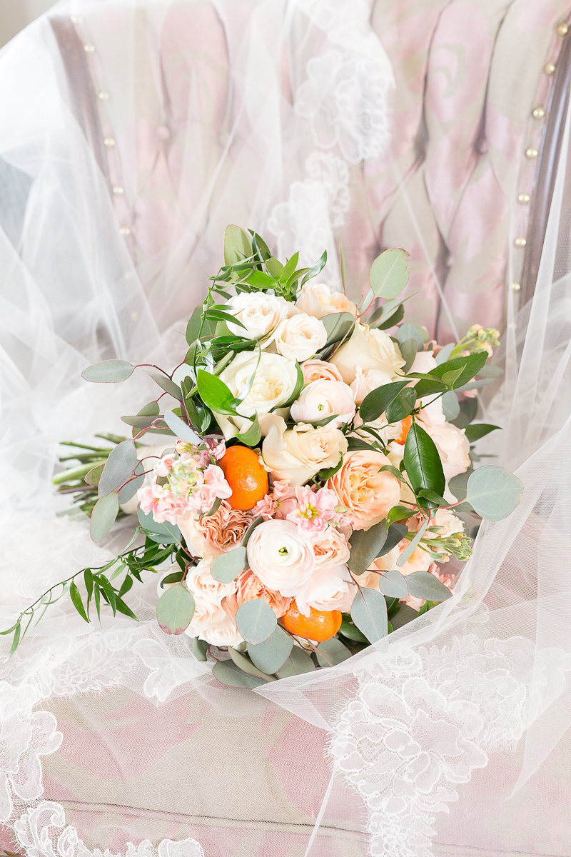 Howie Mansion photographer | Orlando photographer | Howie Mansion photographer  | Amalie Orrange | Howie Mansion wedding couple | Howie Mansion Howey in the hills florida-5