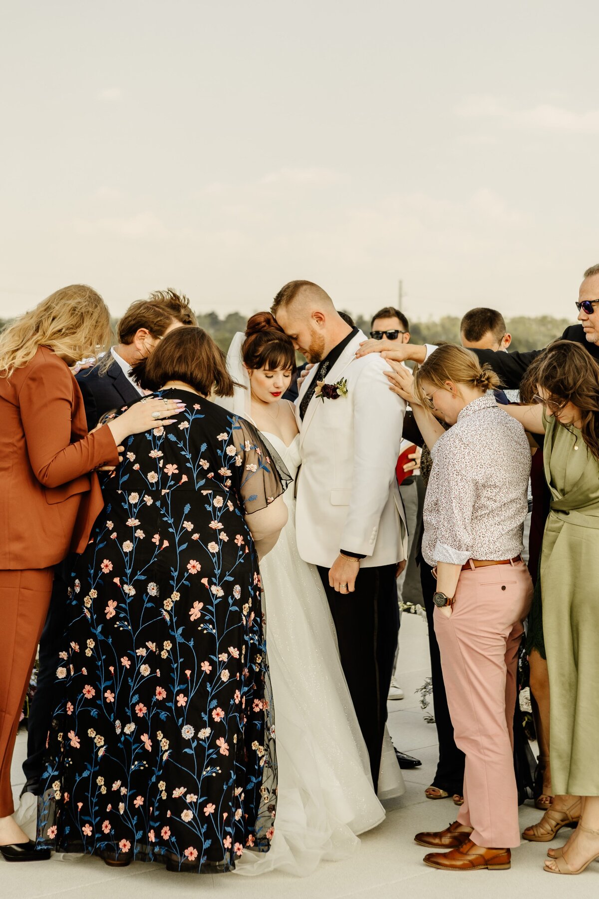 minimalist-wedding-16