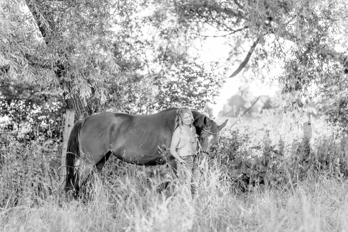 Ashley&Patsy-60-BW