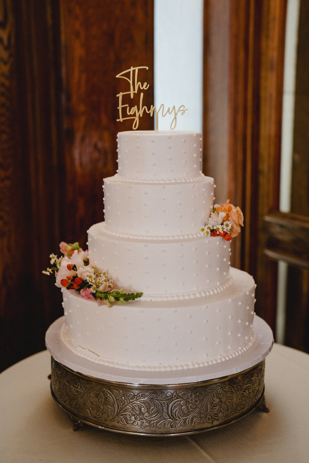 swiss-dot-wedding-cake-connecticut-wedding-planner