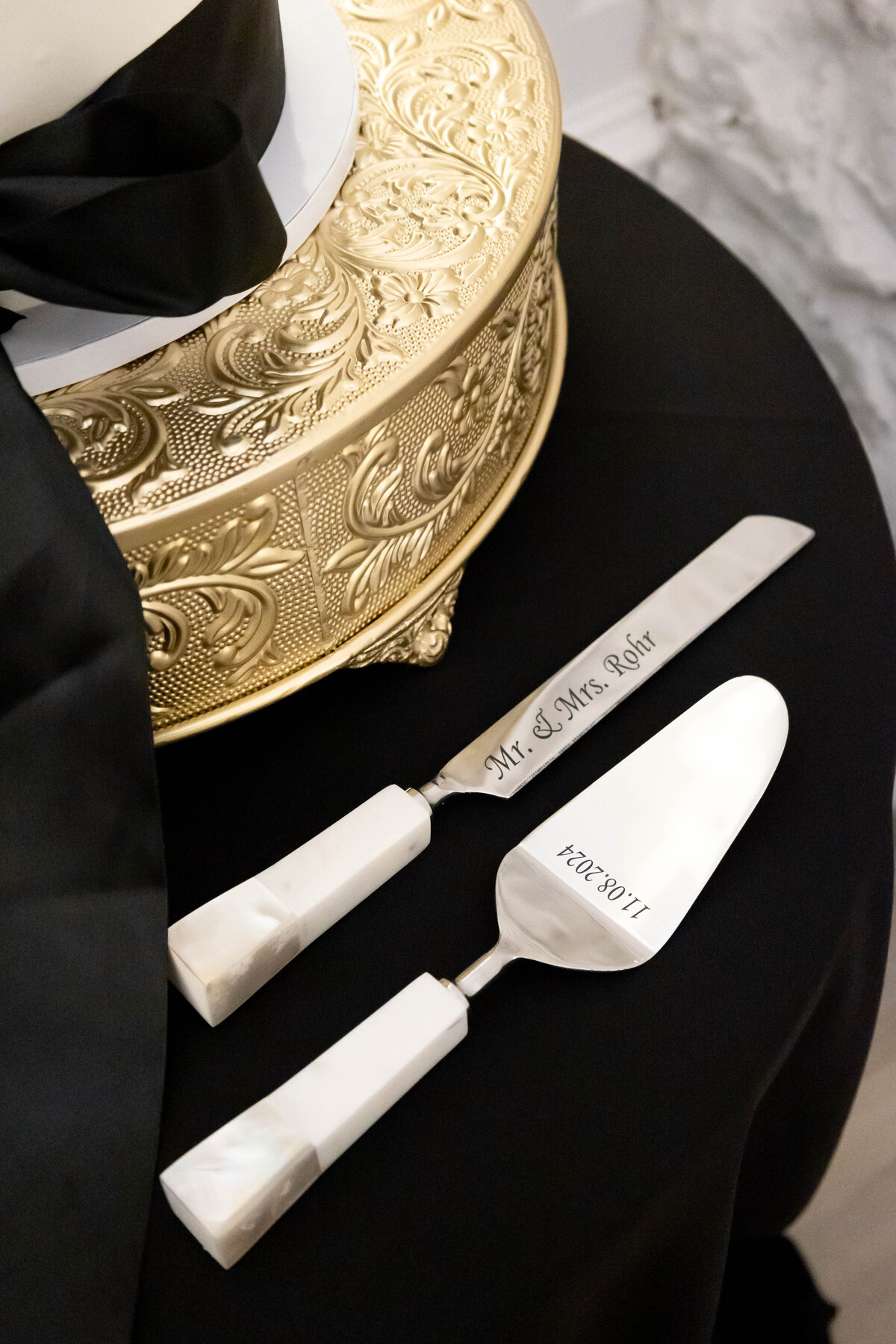 Savannah&Austin_Recep Decor-6