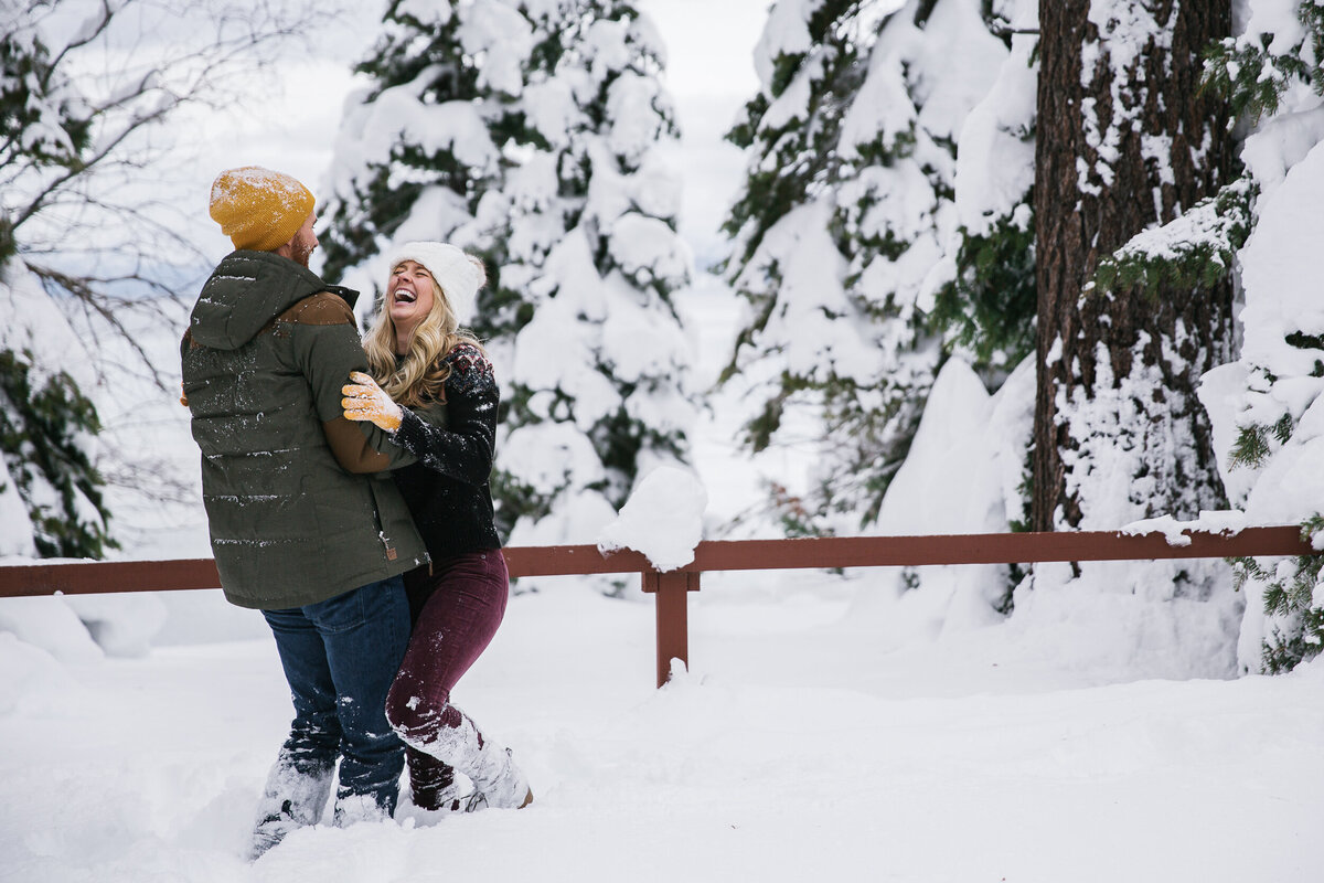 Winter-Engagement-Session25