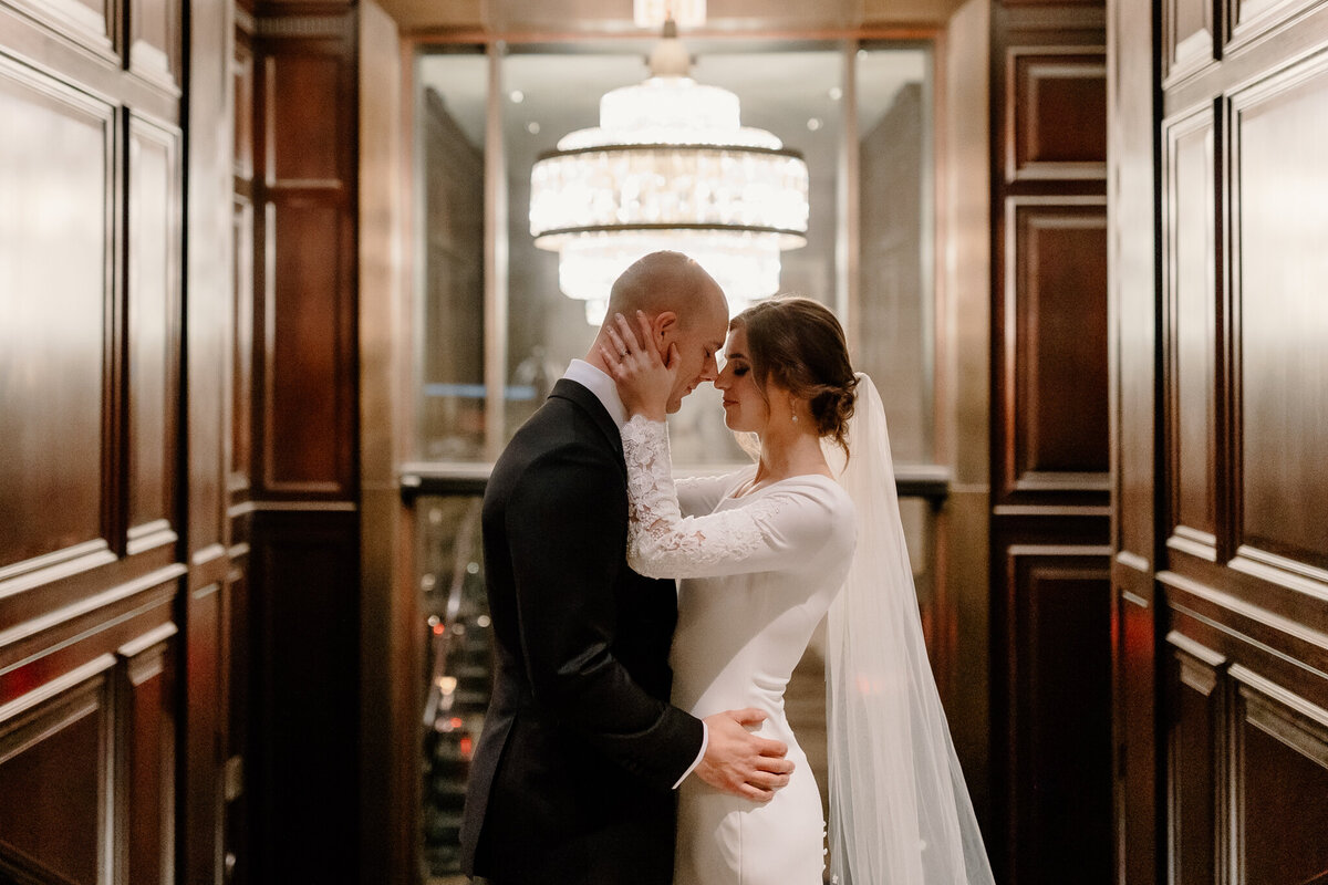 M+J-georgia-hotel-wedding-vancouver-hawksworth-restaurant--388
