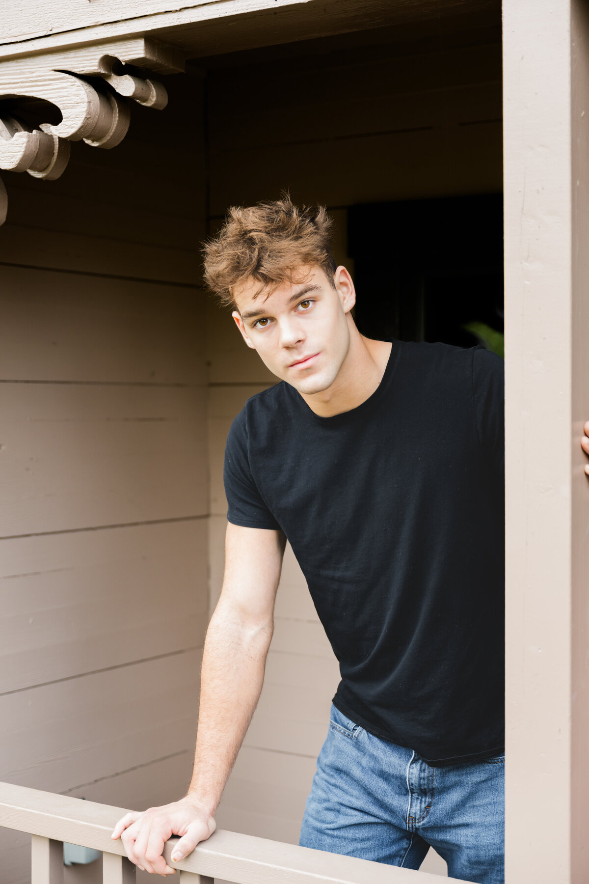 bellevue botanical garden senior pictures guy