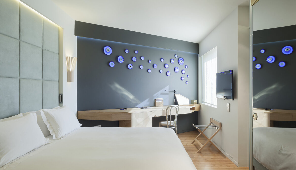 Waterstone - NEW Hotel - Athens - Luxury Boutique Hotel - NEW Hotel - Junior Suite details evil eye