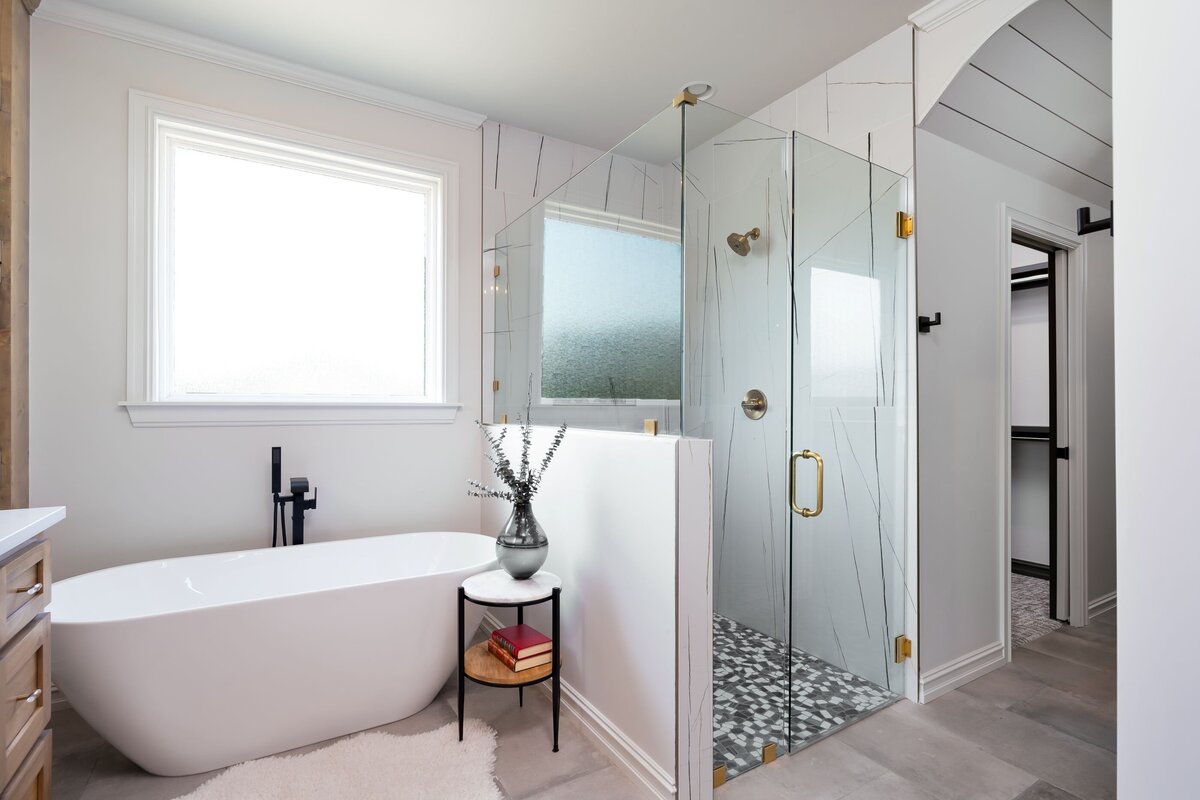 Tulsa Home Boulevard Interiors Primary Bath 3