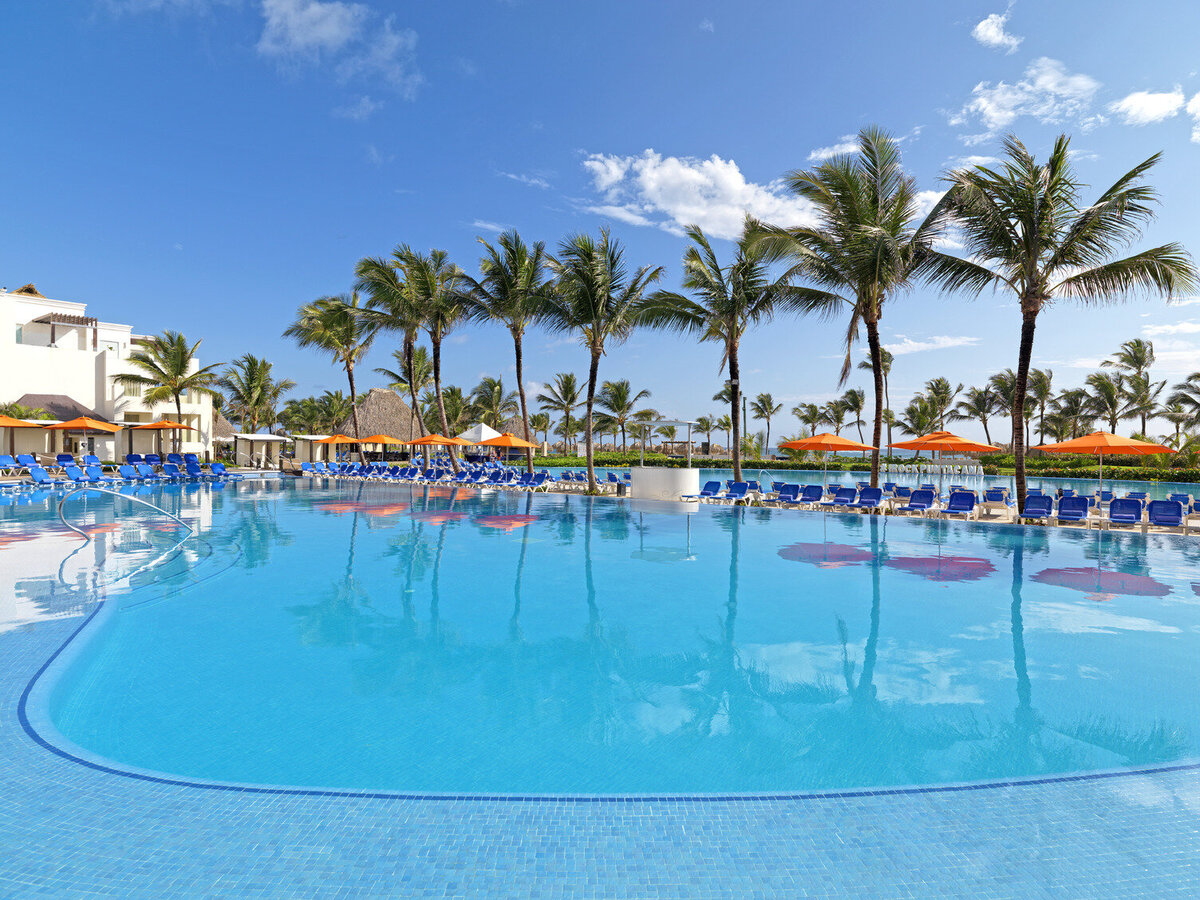 HRHPC Central Pool_8489108