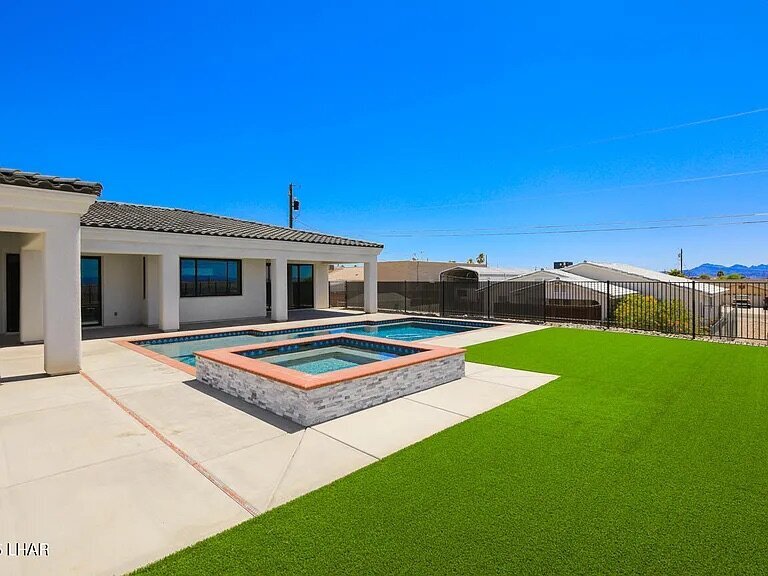 Frize Homestead Co Home and Office Interior Design and Organization — Pennant Lane Project Photo 5