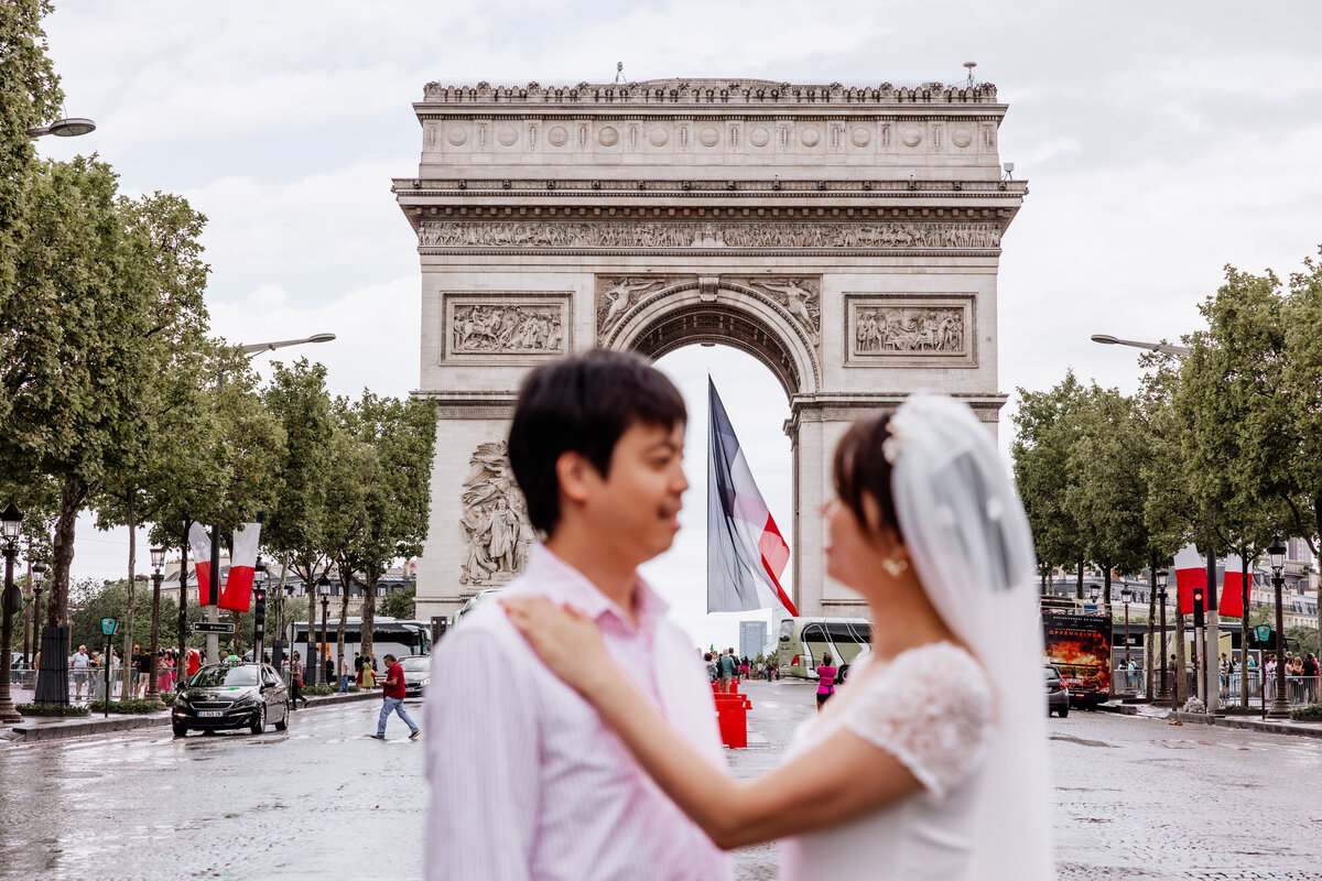 Paris_photowedding_Arc-de-Triomphe_56
