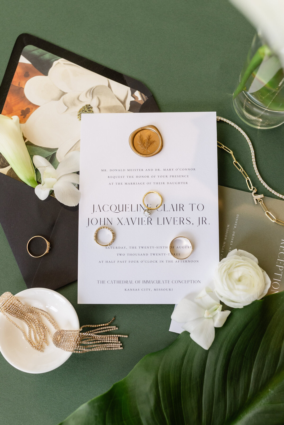 JackJackie_MissionHillsCCWedding_CatherineRhodesPhotography_NellieSparkmanEvents_KansasCityWedding4