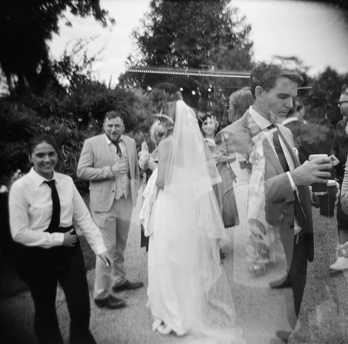film-wedding-photographer-ireland-35mm-luxury (40)