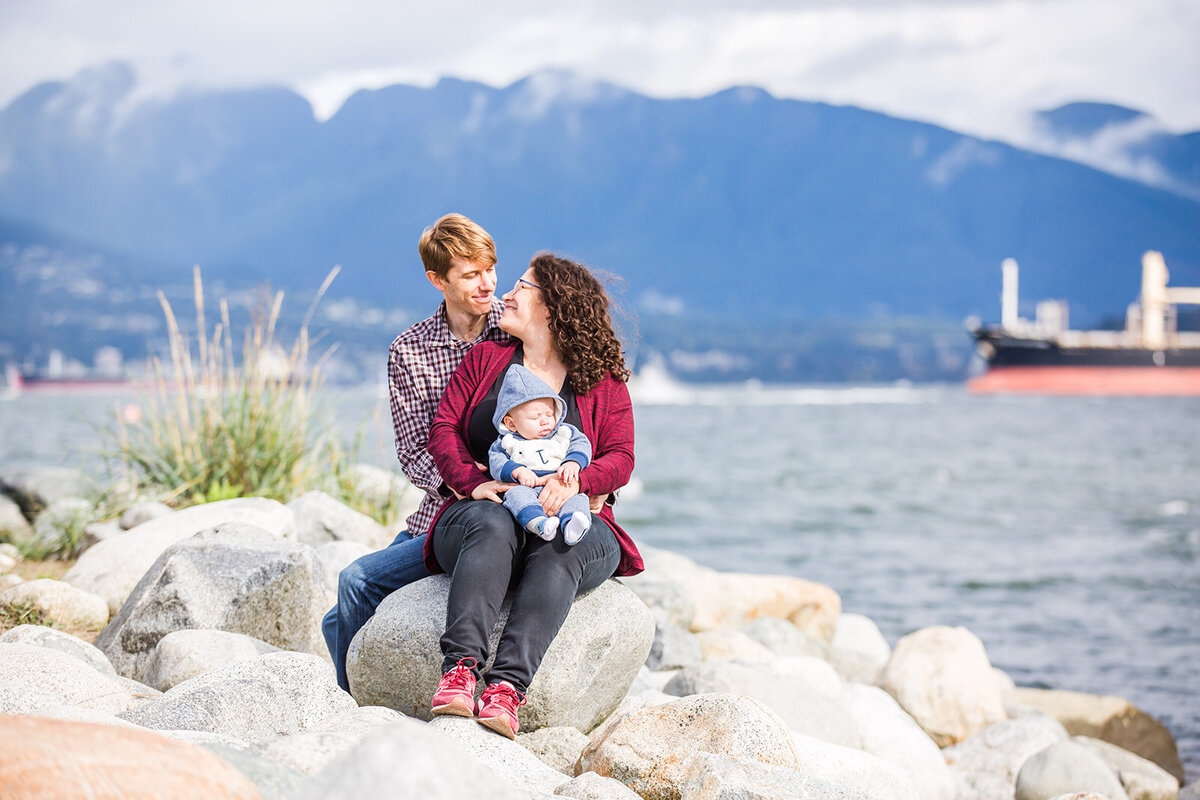 CLAIRE-GARNER-FAMILY-PHOTOGRAPHER-VANCOUVER-MONTEN-HIMMEJUDE-95