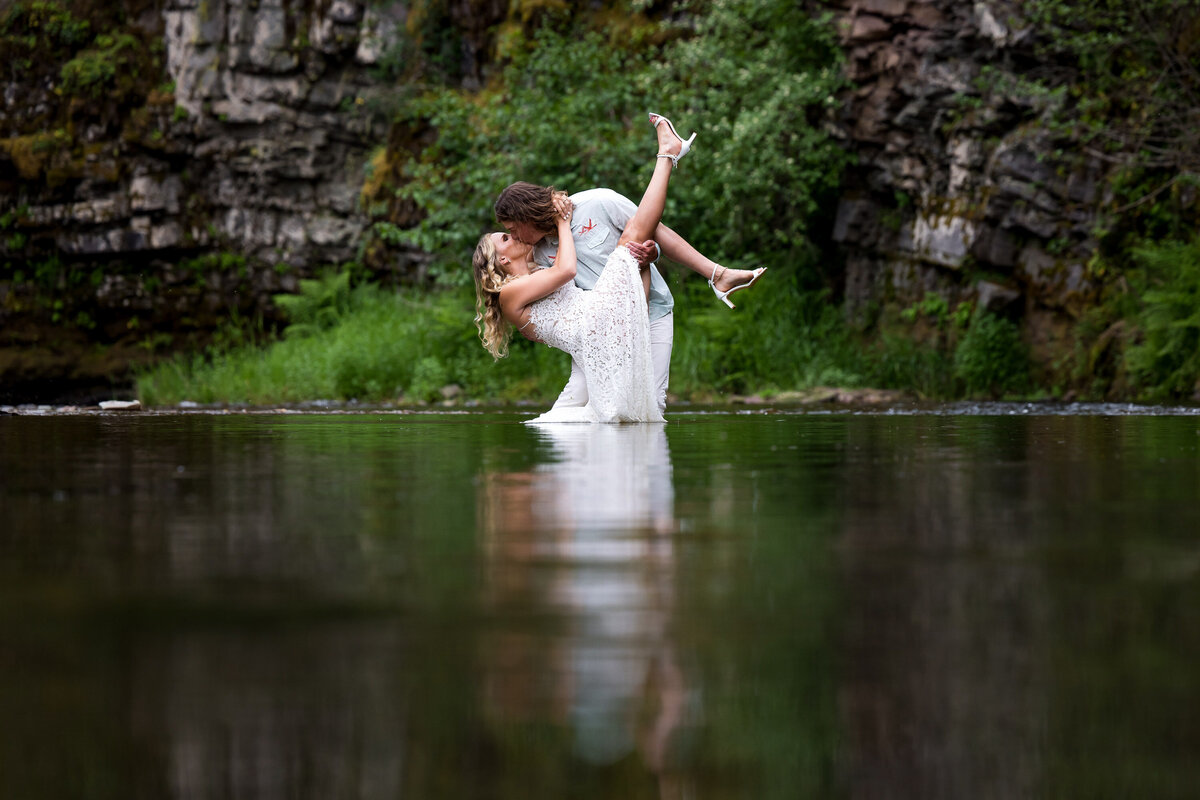 wedding-bride-groom-river-kiss-kingston
