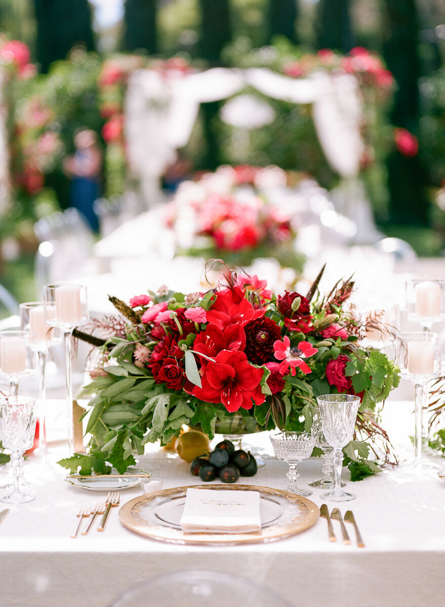 San-Ysidro-ranch-wedding-red-floral-inspiration-thedejaureguis-0033