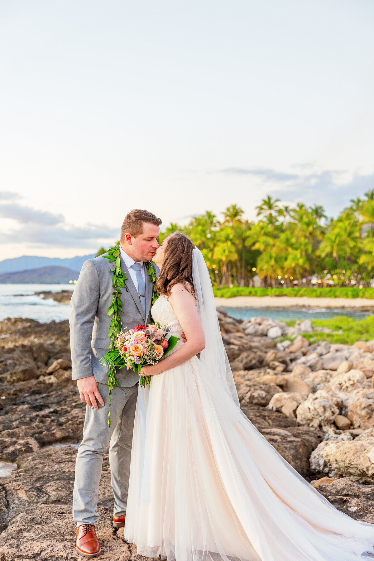 HawaiiWedding_JENNIFERNICOLEPHOTOGRAPHY&FILMS-150