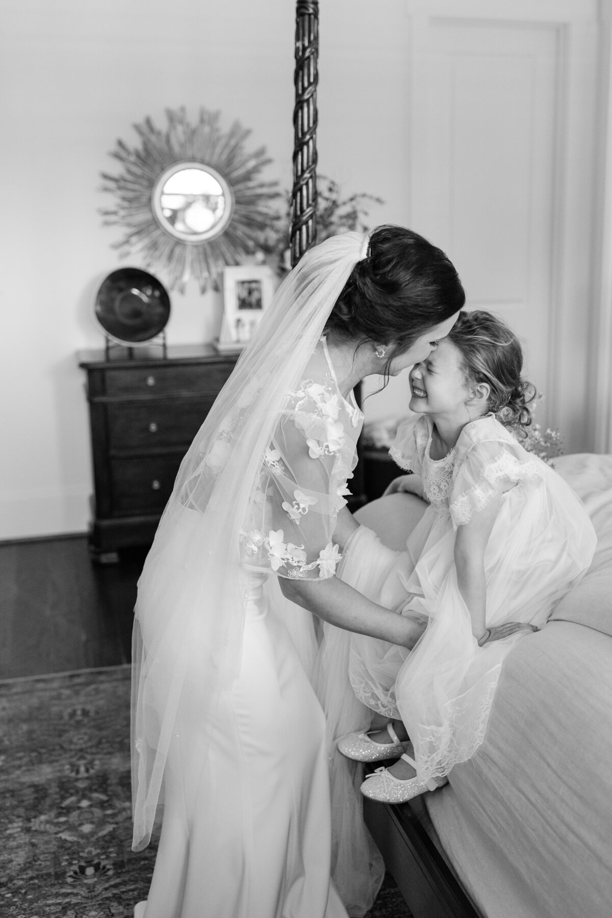 ashleigh_&_austin_wedding_getting_ready-15 (1)