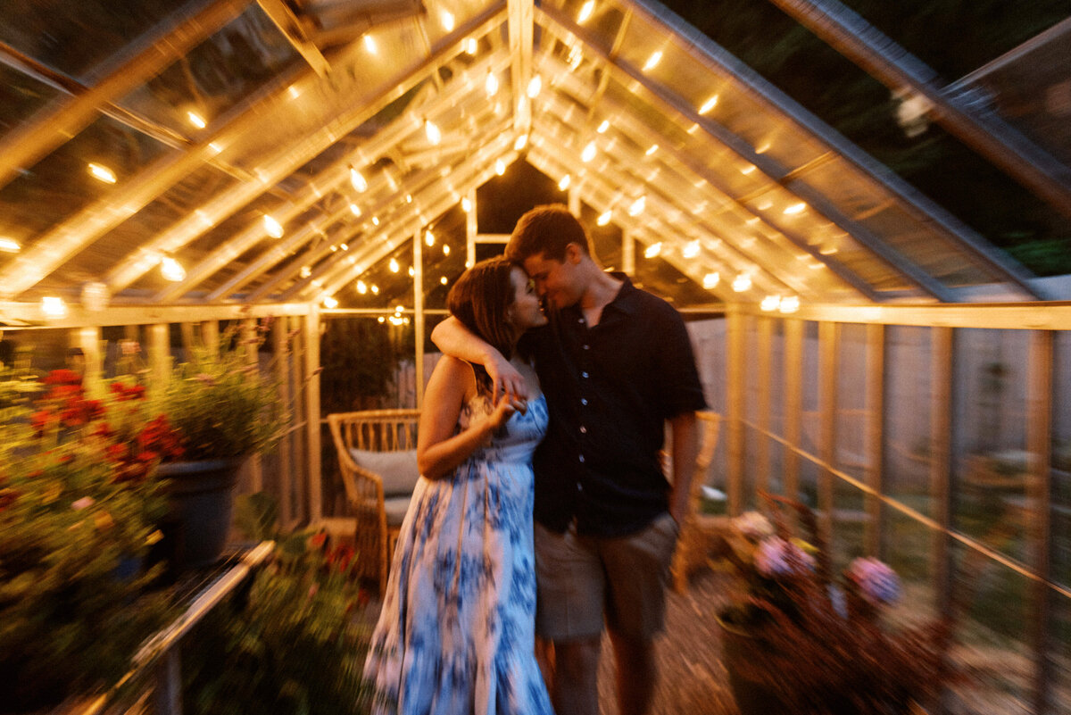 GreenhouseGardenEngagement_InHomeSession_TaylorNicollePhoto-34