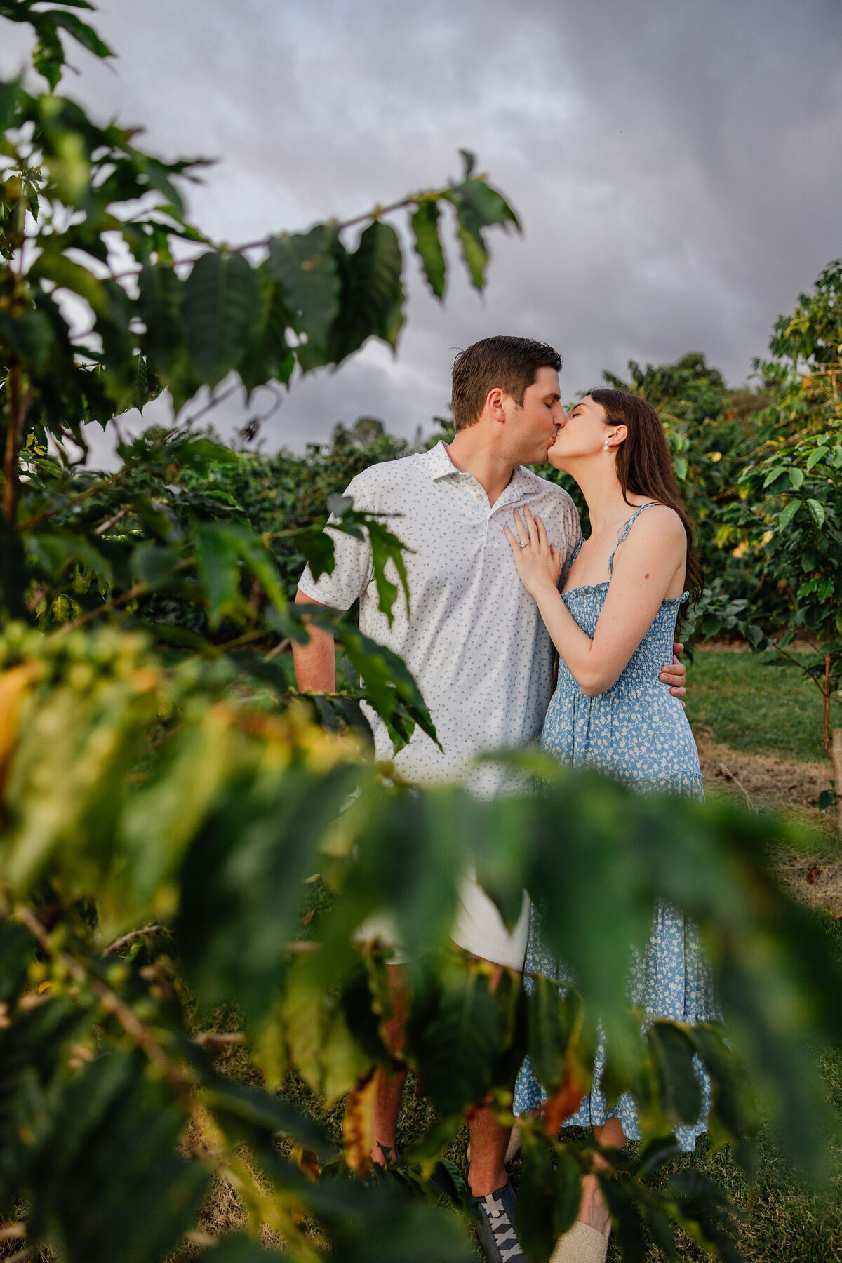 Hawaii-Engagement-Photos-Holualoa-Inn (125)