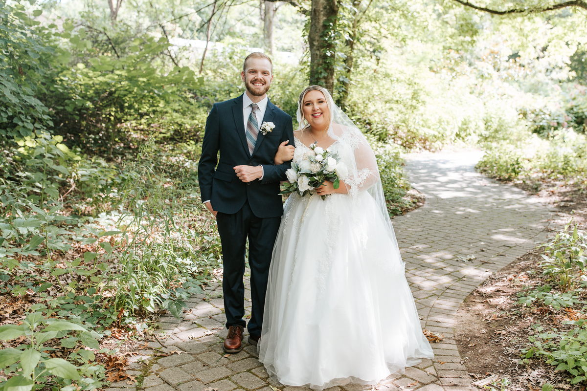 Intimate Backyard Wedding | Knoxville, TN  | Carly Crawford Photography | Knoxville Wedding, Couples, and Portrait Photographer-324578