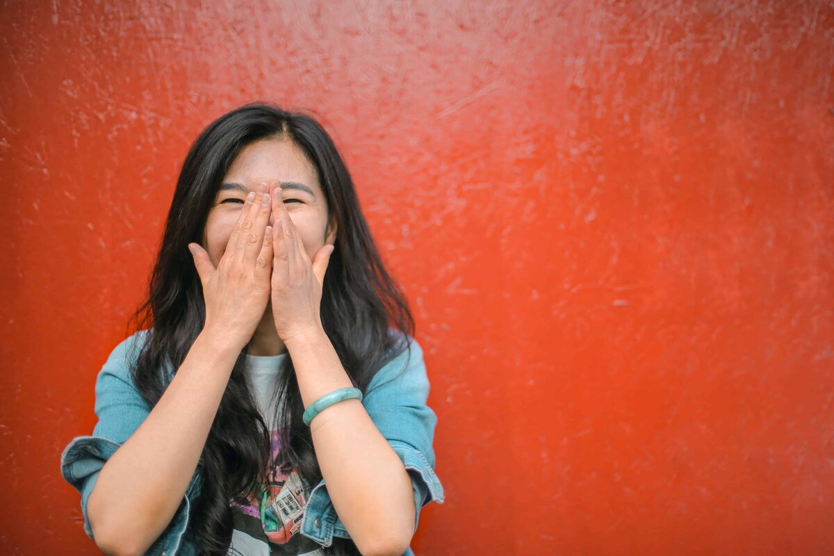 woman-laughing
