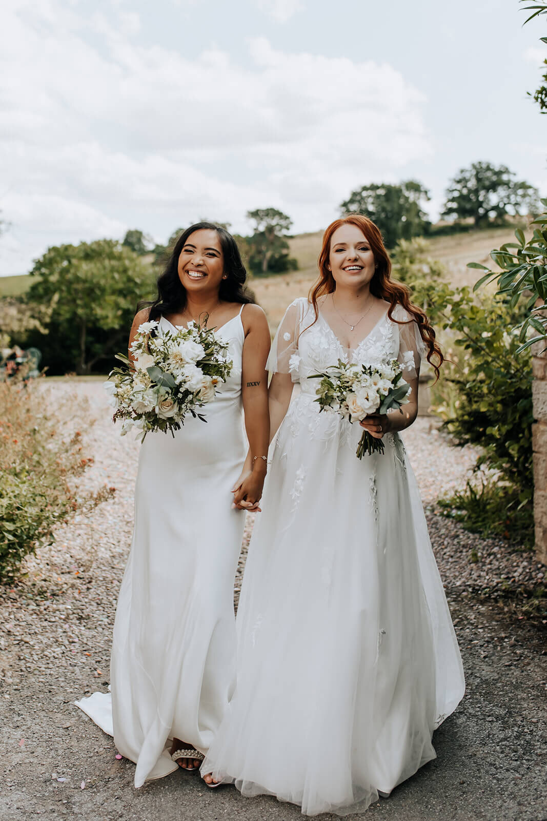 Issy-and-Bella-Floral-Design-Wedding-Florist-Herefordshire-Lyde-Court-A-L15
