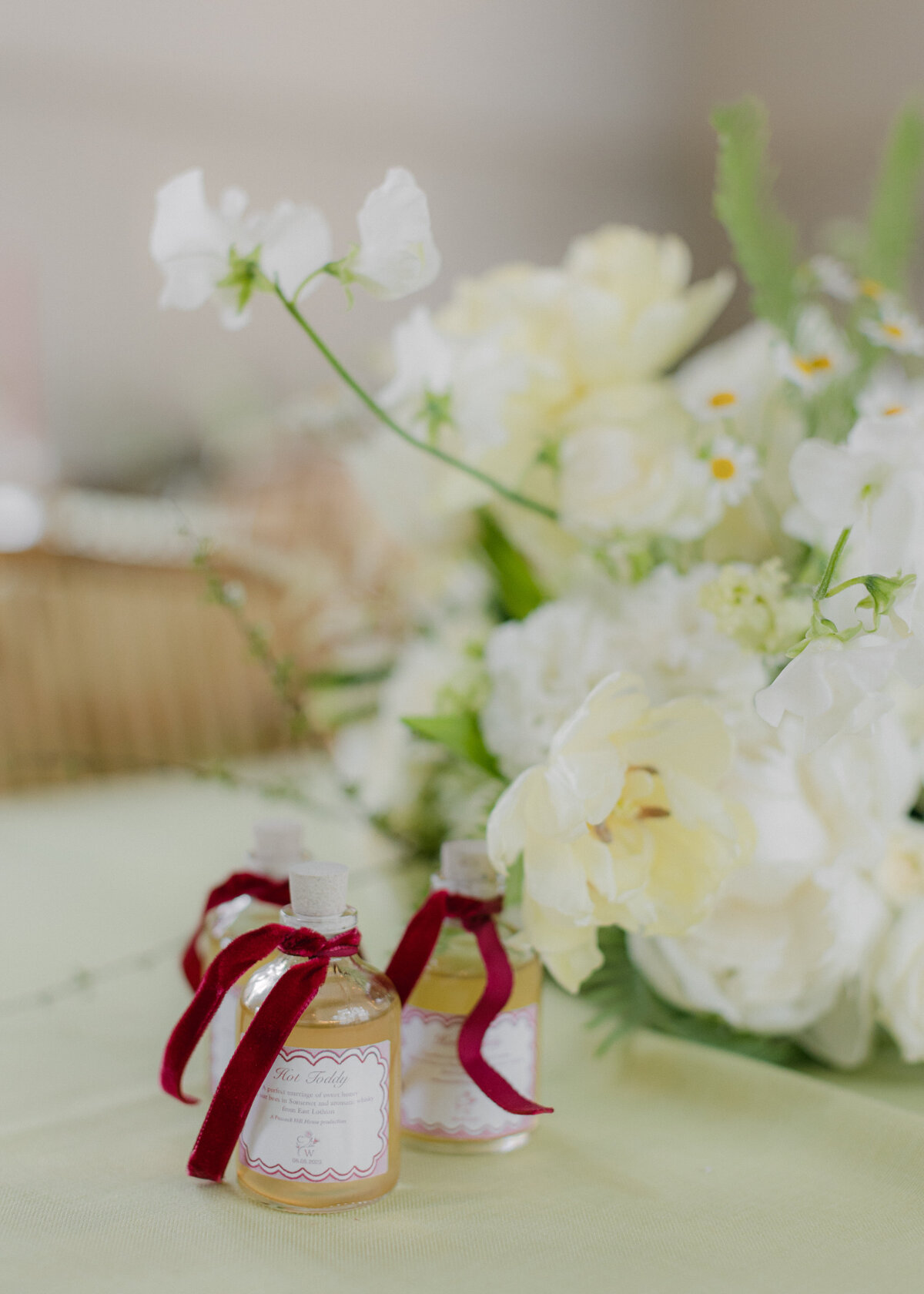 Corrie-Wilf-Sunday-Brunch-Gilmerton-House-Chloe-Winstanley-Photography-088